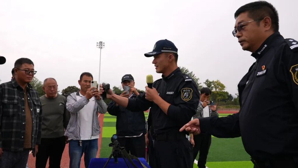 硬核警营亮实力 开门问计聚民心