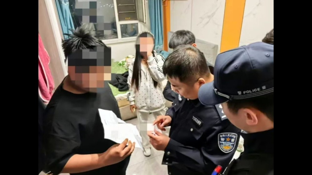 中秋守月圆 夜查护平安——吉林扶余公安和兴派出所开展中秋假期日租房夜间专项清查行动