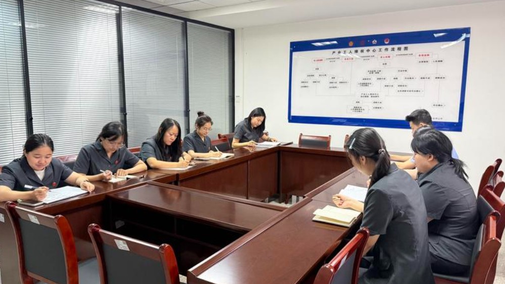 韩城市法院民事审判一庭召开庭务工作会