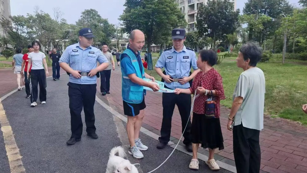 袁河公安：四方共治聚合力 精耕小区“微治理”