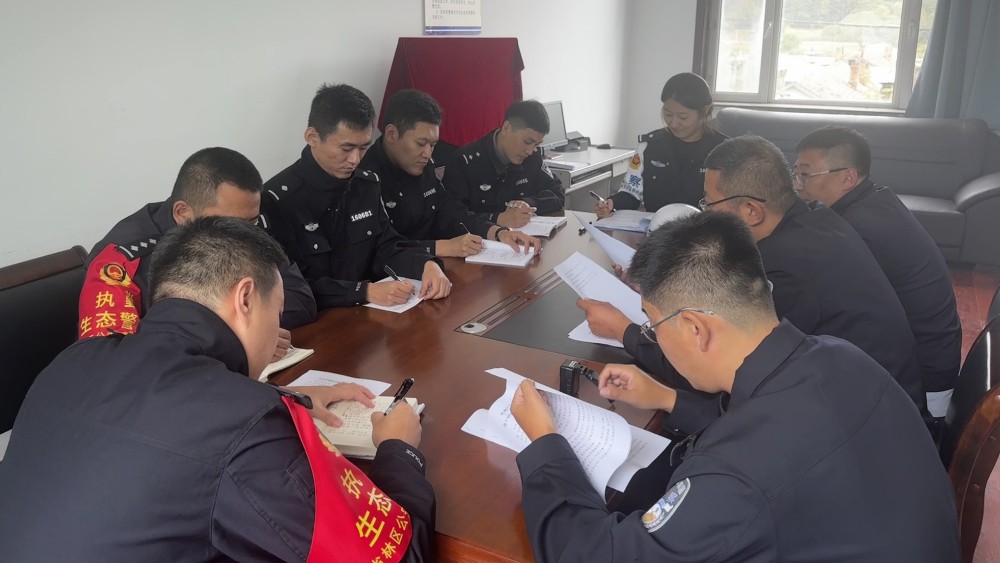 省林区公安局海林分局：多警种联合下沉督导检查 筑牢辖区安全防线