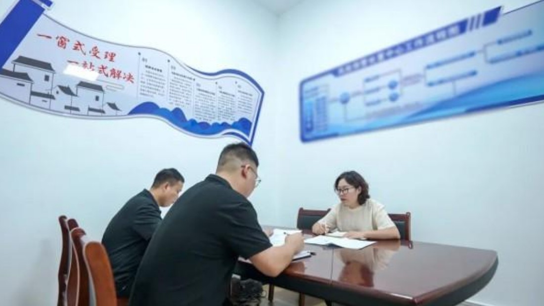 庄晓云：在海量诉求中“绣”出平安底色