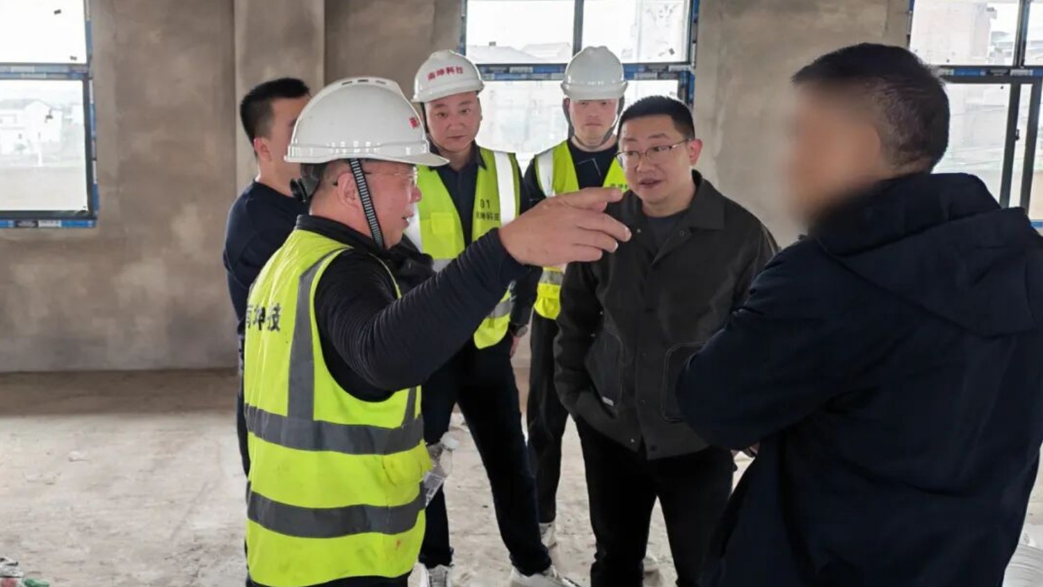 广安邻水法院：厂房裂缝起纷争，“法院+商会”解企忧