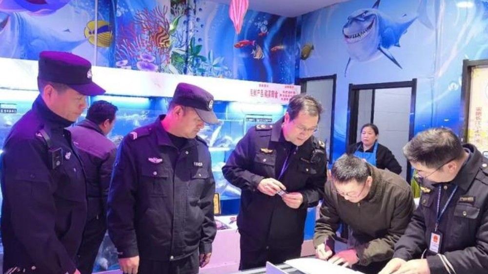 商南公安：环食药大队“三个三”工作法助推治理制售假劣肉制品专项整治走深走实