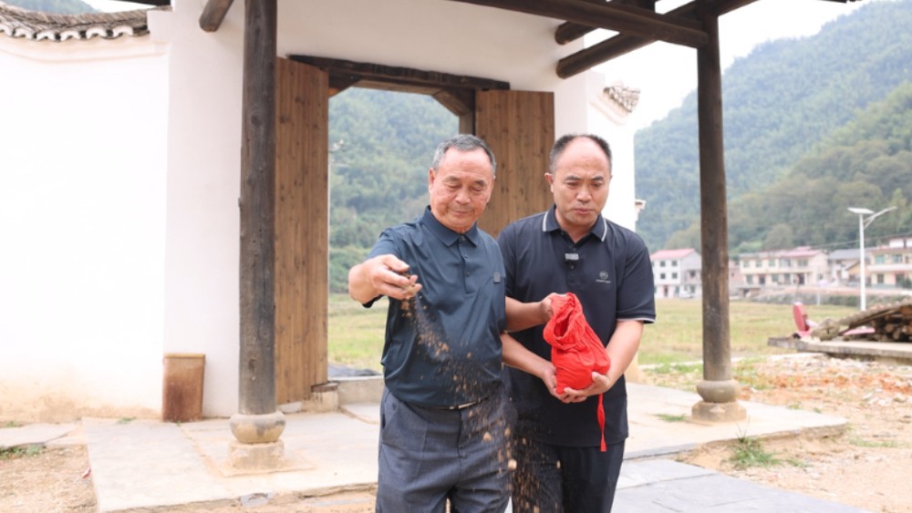 赓续长征精神 奋进复兴征程丨跨越冀赣，红军长征飞夺泸定桥二十二勇士之一刘梓华烈士“回家”