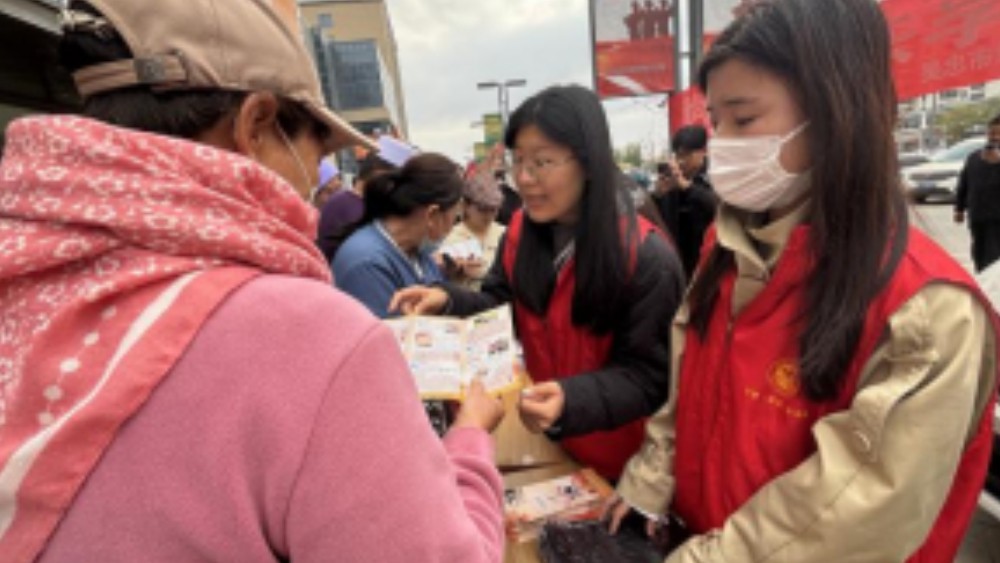 吴忠市红寺堡区司法局：食安普法进广场 敬老护老守平安
