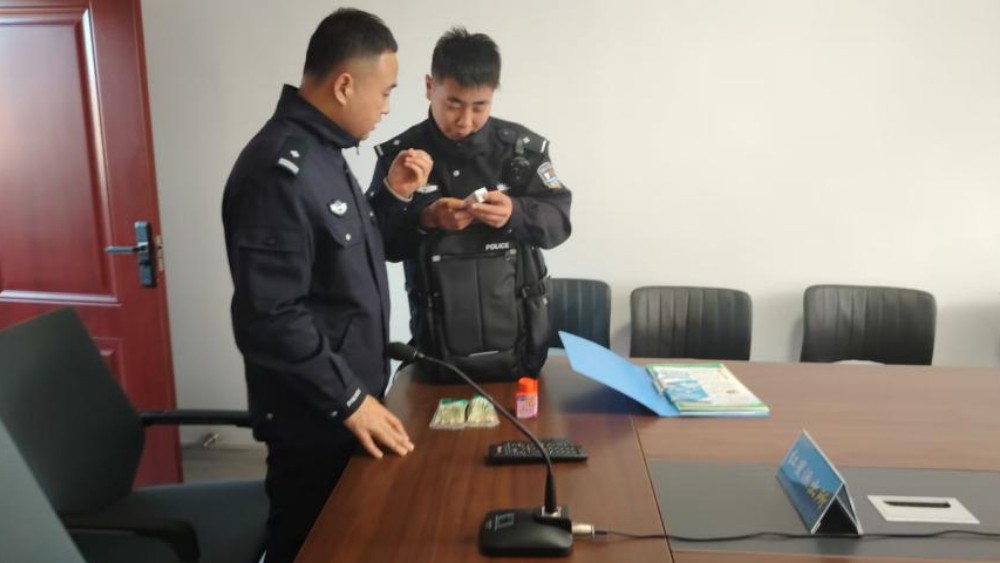 把警务装进背包 把服务送进家门