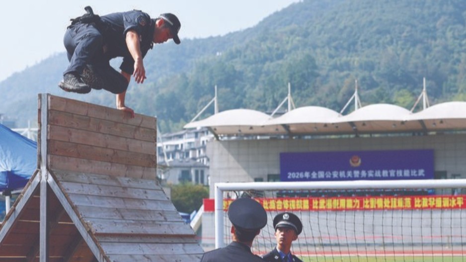 紧贴实战 淬火成钢
