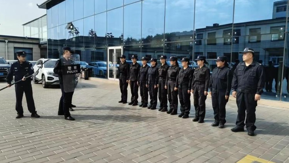 人民路派出所组建最小作战单元 锻造基层处突尖刀