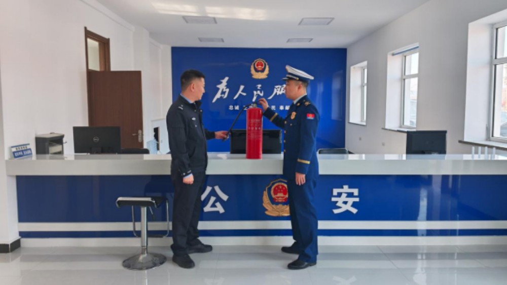 省林区公安局双鸭山分局：警消联动查隐患 同心共筑安全墙