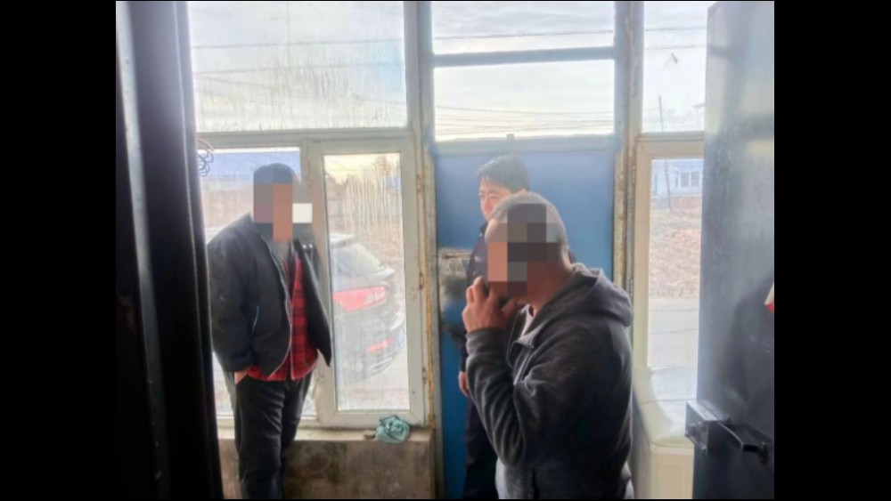 吉林扶余公安新万发派出所：邻里纠纷起隔阂 耐心调解化心结