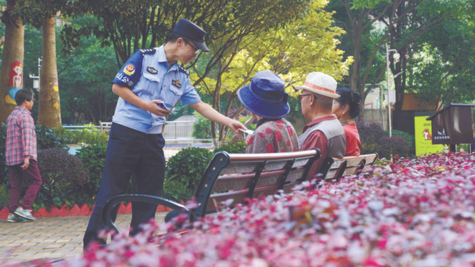 全力筑牢基层治理平安防线