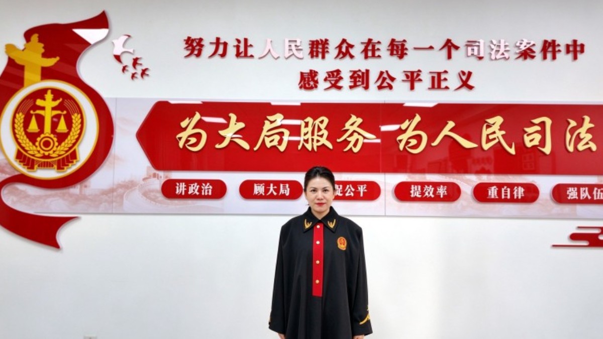 不急于下判 把矛盾疙瘩慢慢解开——记新疆博乐市人民法院民事审判庭法官古力巴哈尔