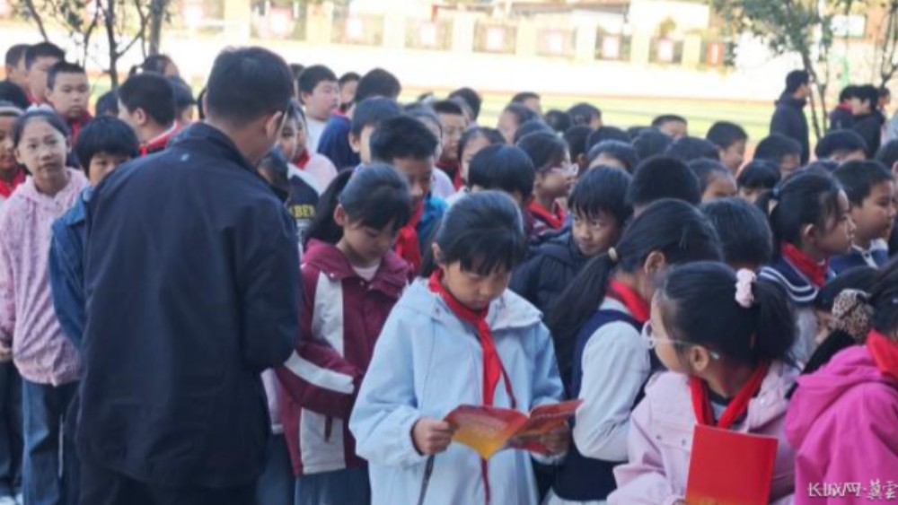 保定阜平：普法进校园 筑牢青春法治防线