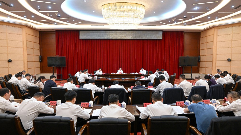 宜春市经济形势分析会召开 宜春市委书记蒋文定出席并讲话