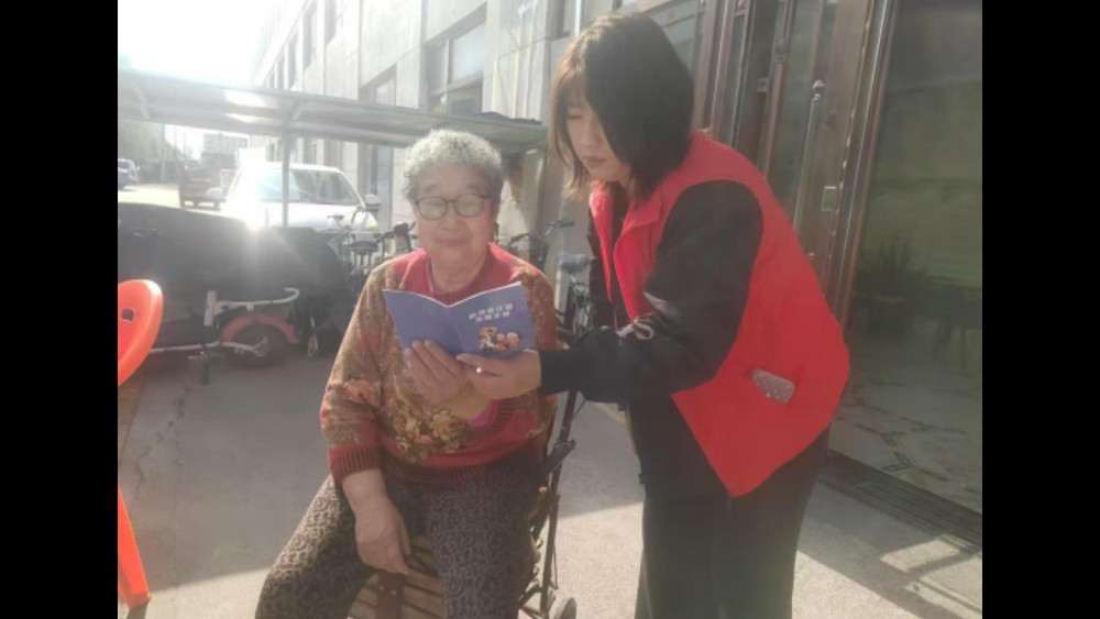 吉林口前司法所开展“强化权益保障，守护银龄安全”敬老月普法宣传活动