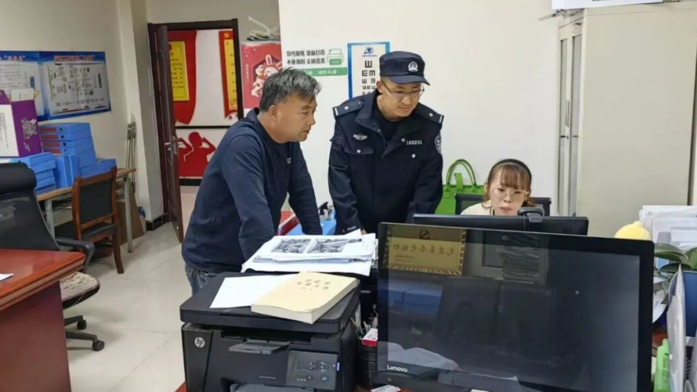 背包警务沉一线 护航产业保平安