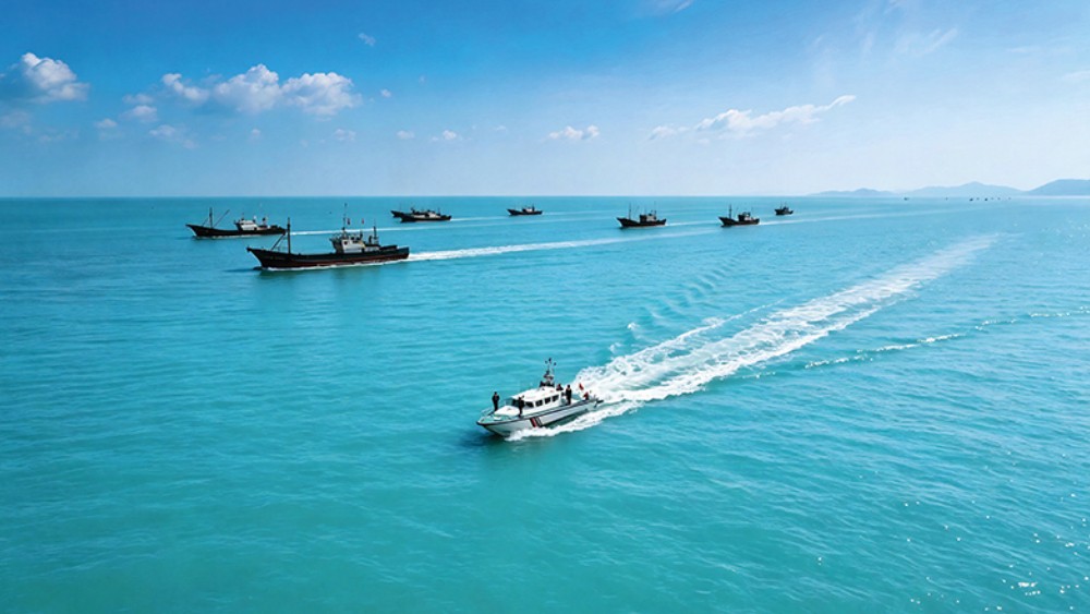 碧海扬帆护开渔 千里沧溟守安澜