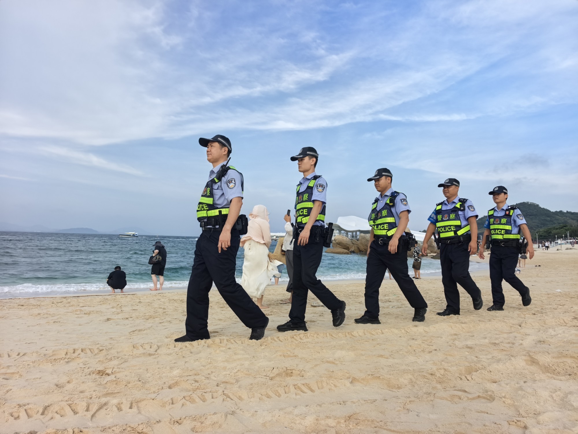 三亚蜈支洲警务室：海岛警务不打烊 碧海坚守庆国庆