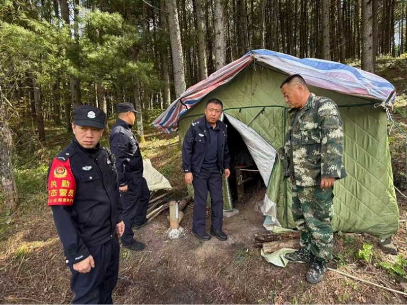 黑龙江省林区公安局海林分局“防管打宣”一体推进 筑牢秋季森林防灭火安全屏障