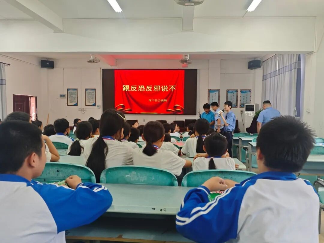海南琼中黎母山派出所到辖区学校开展法治宣传活动