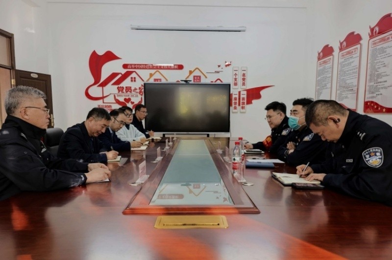 黑龙江省齐齐哈尔市公安局建华分局：深化警学联动共建 筑牢校园安全屏障