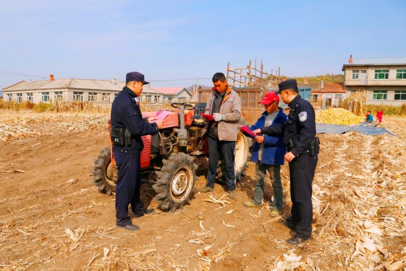 黑龙江省哈尔滨市公安局阿城分局深耕农村阵地 扎实开展深化扫黑除恶专项斗争宣传