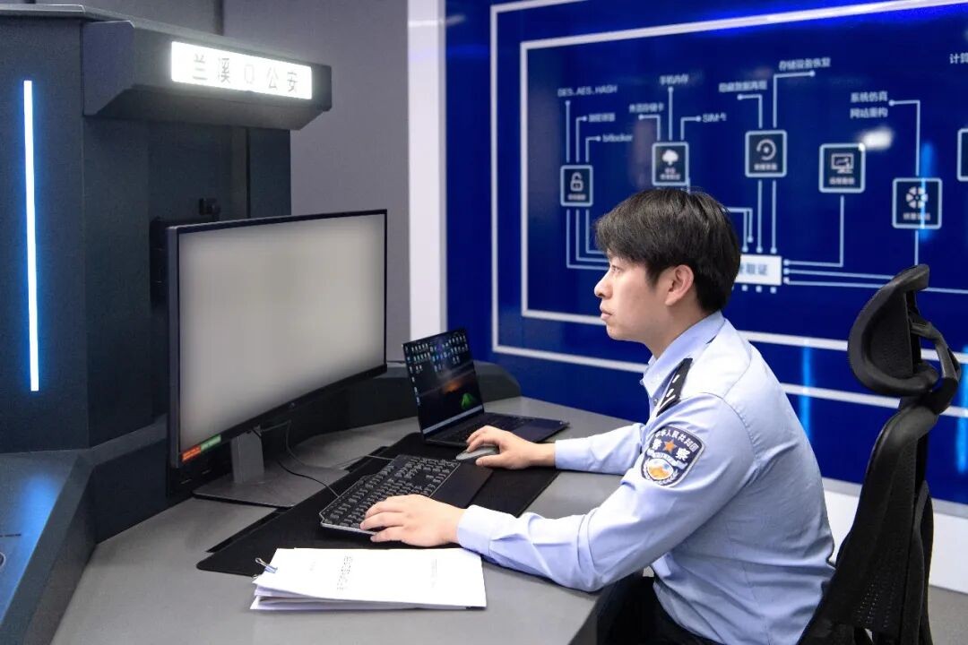 25分钟！浙江兰溪公安拦截网约车，追回4部手机